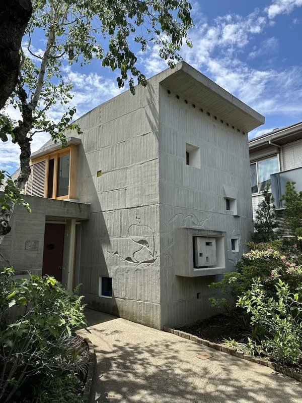吉阪隆正の 『VILLA COUCOU／ヴィラ・クゥクゥ』 のプレ公開へ行ってき